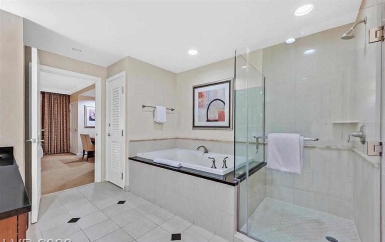 Luxe 702 Mgm Signature With Balcony Las Vegas Luaran gambar