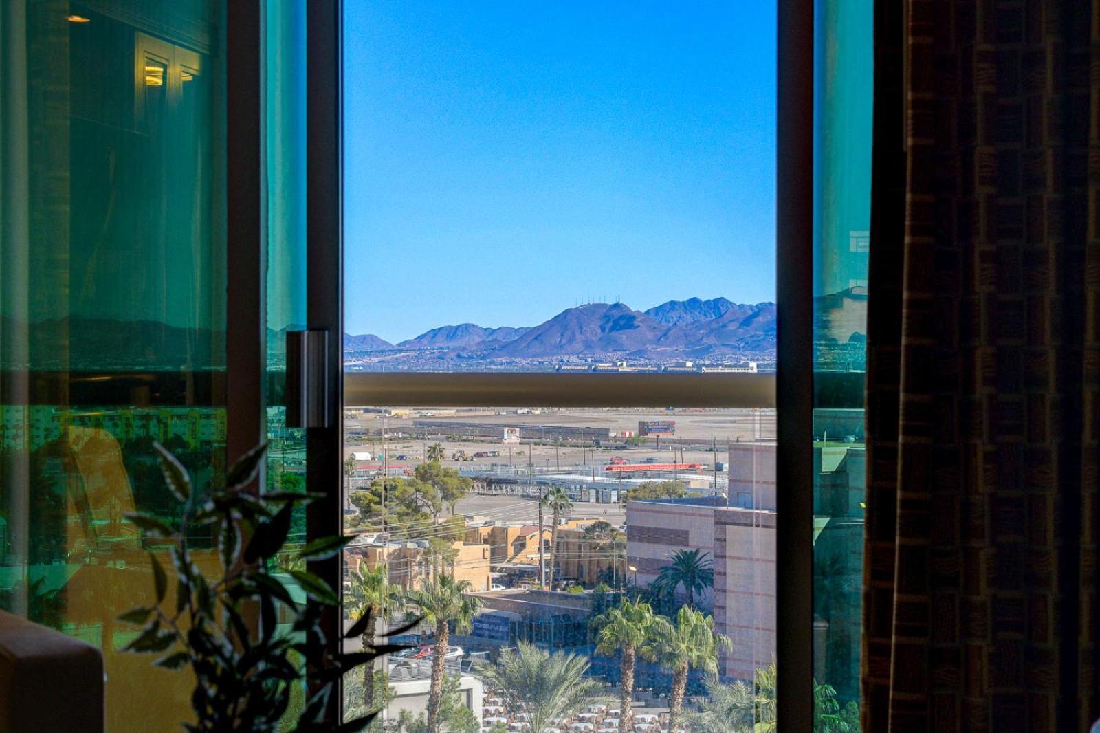 Luxe 702 Mgm Signature With Balcony Las Vegas Luaran gambar